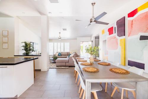Heated Pool Outdoor Kitchen Patio Modern Design