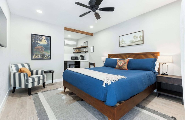 The Heather | Sequoia Motel RM 4