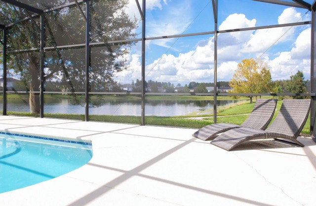 Heavenly 5 Bedroom, 6 Bathroom Private Pool Home with Beautiful Lakeview in Gated Resort!