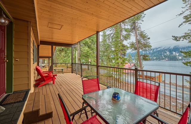 Heavenly Lake Haven -A Relaxing Home Away from Home