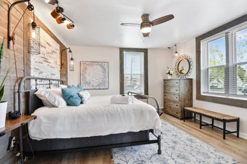 Heber cutie pets ok hot tub sleeps 5 fire pit