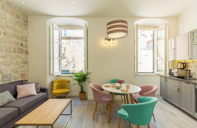 Hedera Estate, Hedera A2 - Breakfast included