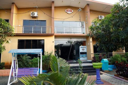 Heeran Re-Treat Resort