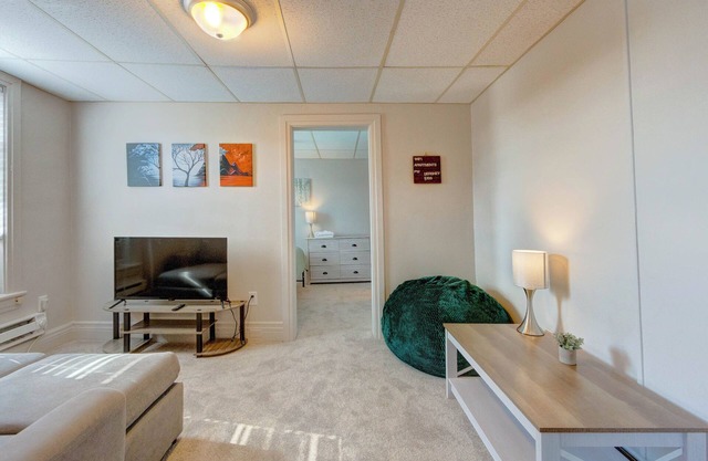 1-bedroom apartment just a short walk to Hershey Theatre