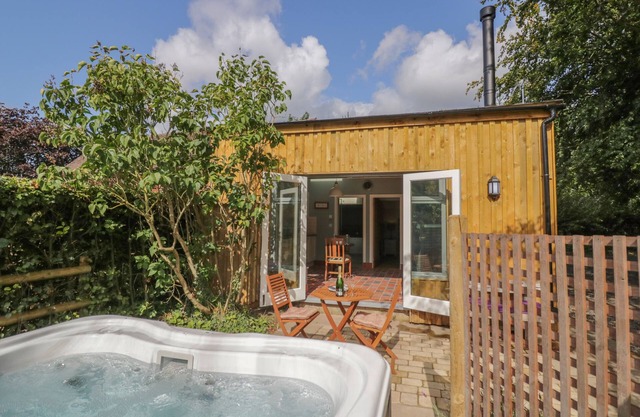 Vue de la maison de poule, RUGELEY