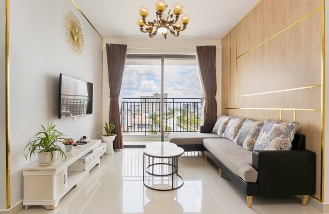 Henry Home - RiverGate Residence