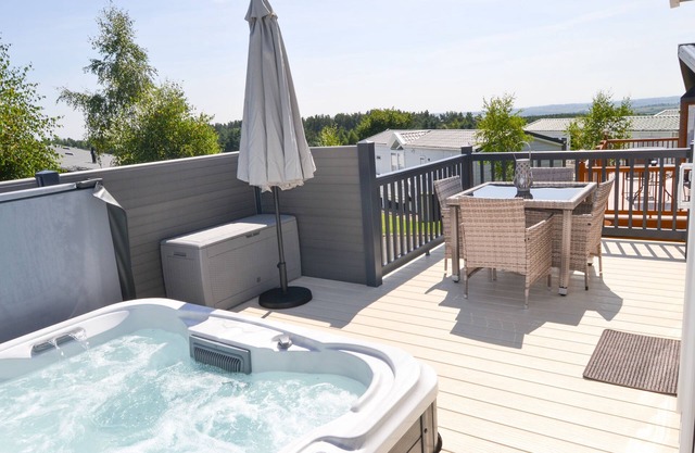 Herdwick Lodge - a lodge that sleeps 4 guests in 2 bedrooms