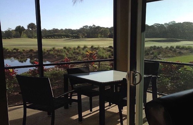 Heritage Bay Golf & Country Club 2Br / Ba Condo, Naples Fl Disponible de février à mars 2018