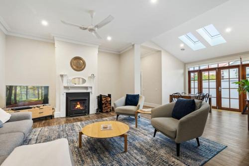 Heritage Home on March - Amazing Location