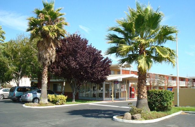 Heritage Inn