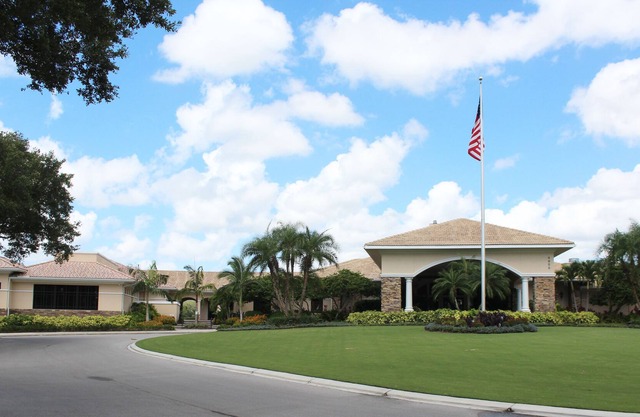 Wild Flower: Private 2 BR / 2 BA Condo in Heritage Oaks.