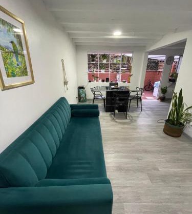 Hermosa Casa vía al nevado, termales del otoño, cerca al bosque complejo deportivo y clínica, sector san Marcel