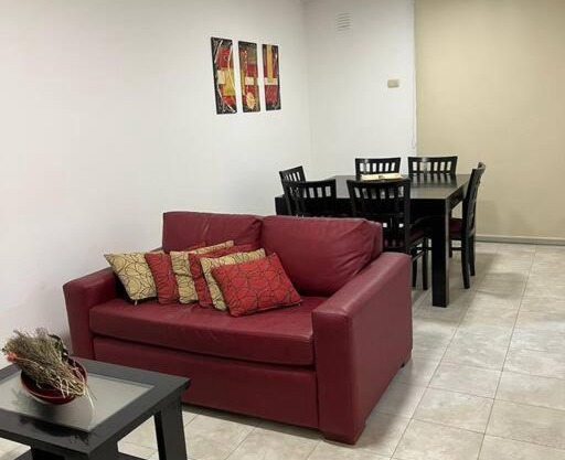 Hermoso departamento con parrillero. Zona Centro