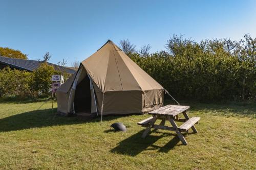 Herston Caravan & Camping