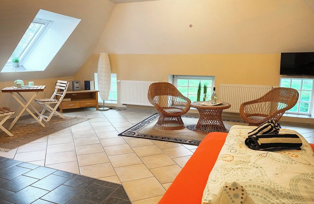 Heuboden Achterstadt - Perfect for relaxation or a long-term stay