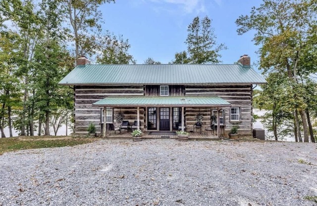 Hickory Haven | Stunning Lake Views | Private Dock