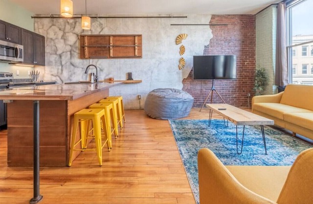Luxe Bangor Loft avec terrasse sur le toit