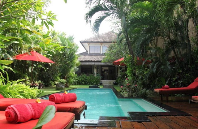 Villa de vacances luxueuse avec piscine privé dans le coeur de Seminyak