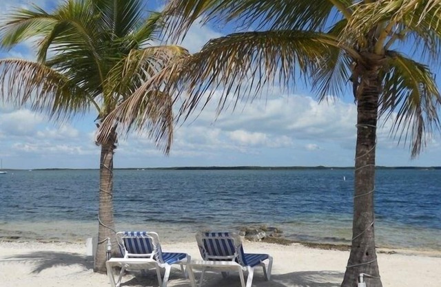 Hidden Paradise, with brand new Jacuzzi