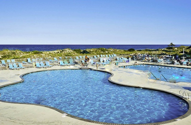Hide Away Heaven * 5 Bedrms * Hot Tub * 3 pools!