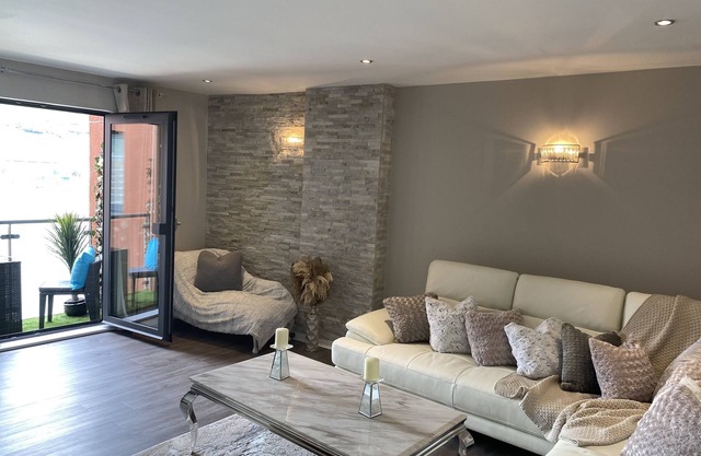 Appartement-Prestige-Salle de bain privée séparée-Balcon