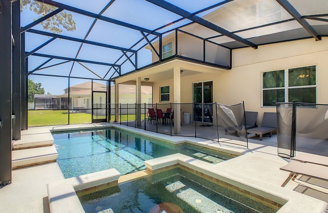 High cost performance! 8BR/5BA pool home,Near Disney,SeaWorld,Convention Center