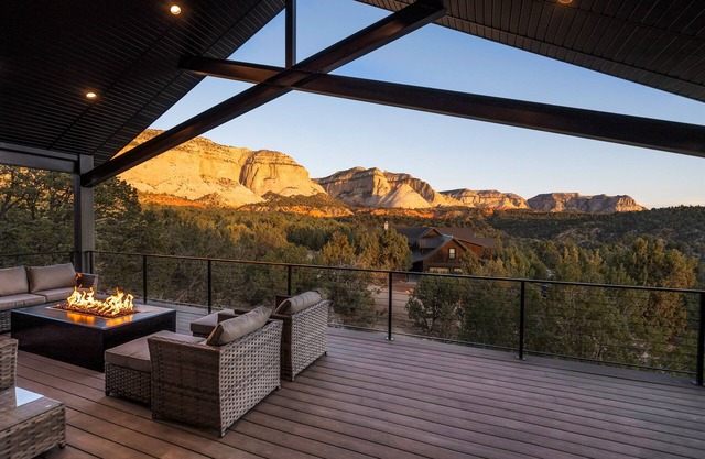 High Desert Home | Modern Luxury Near Zion NP