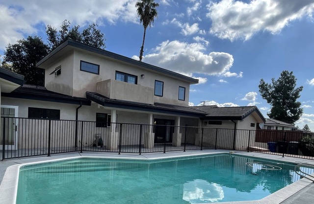 High-end villa: 4b4b with pool in N santa anita ave (Arcadia)