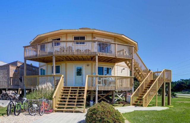 High Tide Top Floor Unit B Avon NC