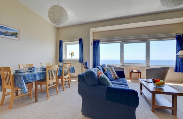 High Tides - Trois Chambres Maison, Couchages 6