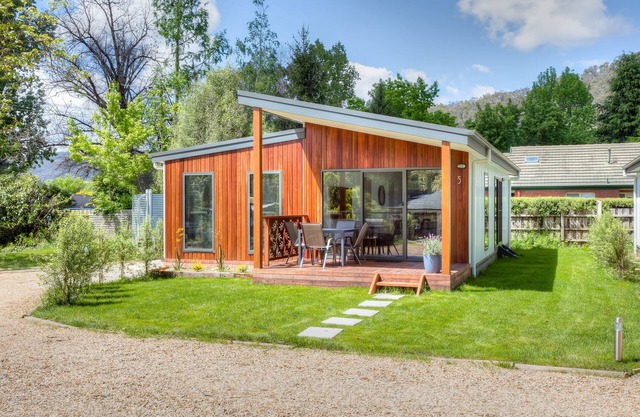 Highland Valley Cottage 1