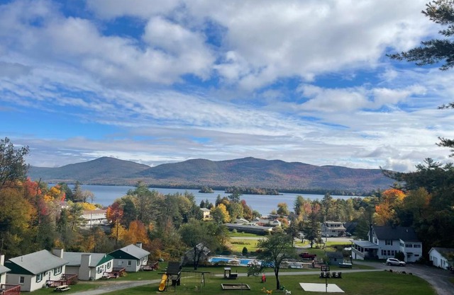 Hill View Motel and Cottages