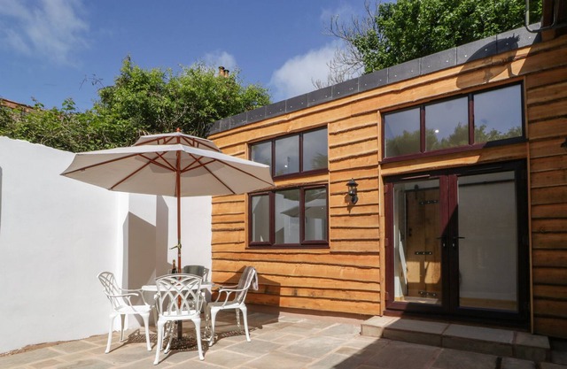 Hillfarrow Hideaway, UFFCULME