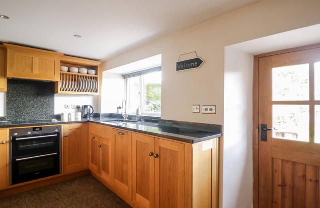 Hillrise, ASKHAM, CUMBRIA