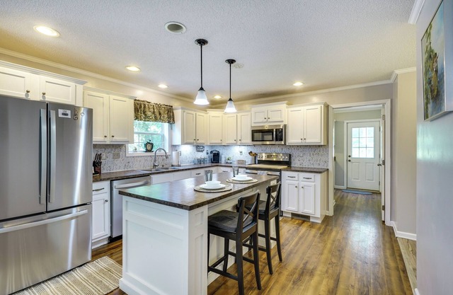 Hillsborough Vacation Rental ~ 18 Mi to Durham!