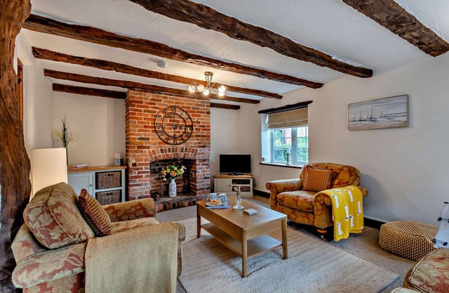 Hillside Cottage - Trois Chambres Maison, Couchages 5
