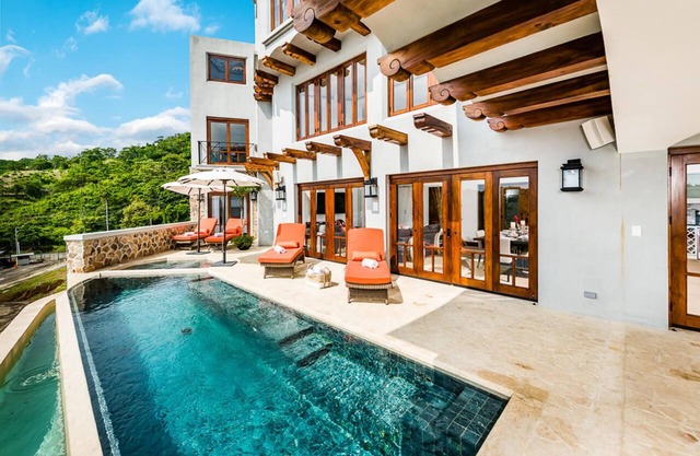 Maison de 4 chambres avec vue sur l'océan à Las Catalinas Beach Town
