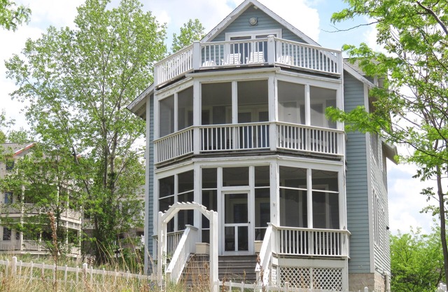 Beachwalk à son meilleur! Vues sur le lac, véranda, chambre pour les grandes familles