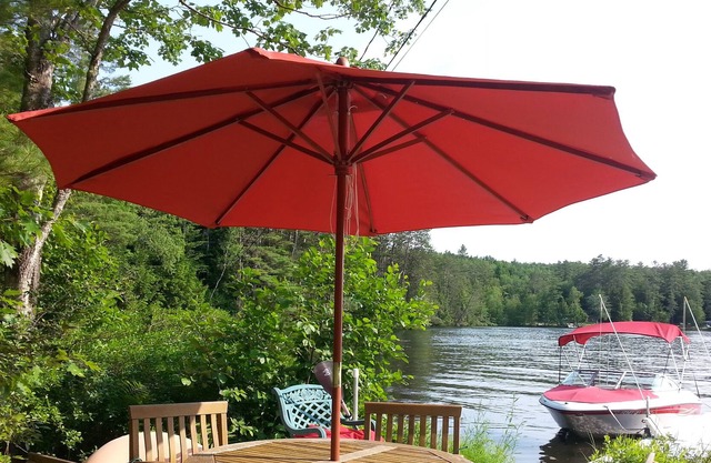 Hilltop Cottage sur le lac Partridge. Une communauté de familles à Littleton, NH.
