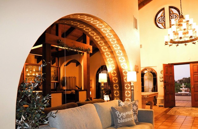 Hilltop Hideaway