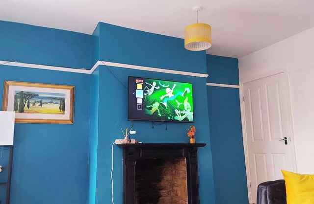Hilltop Place Suites Meadowhall M1 J34