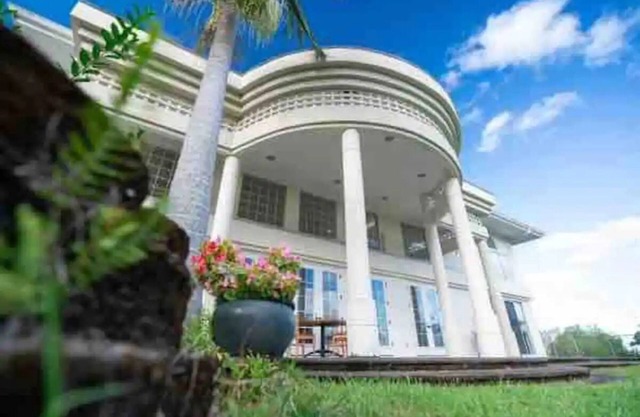 Hilo Villa avec piscine - 16 personnes max