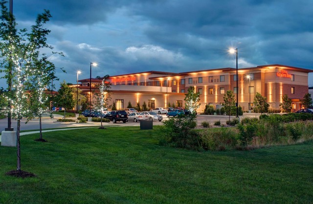 Hilton Garden Inn Milwaukee Airport