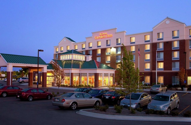 Hilton Garden Inn Naperville/Warrenville