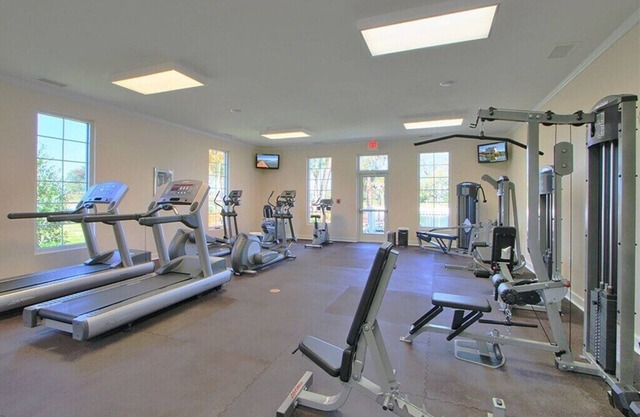 Hilton Head Island waterfront high end resort including green fees