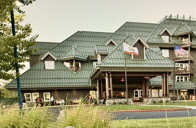 Lake Tahoe Vacation Resort - Luxury On The Lake 2A