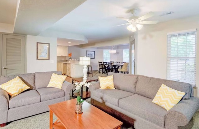 Hilton Vacation Club Beachwoods Kitty Hawk - 3 BR 1kg 1qn 2twn Suite - Open Loft