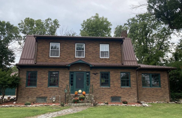 Historic brick home located 4 blocks from downtown Rockville, IN
