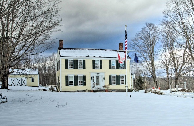 Maison historique de Bradford - 8 milles au mont. Sunapee!