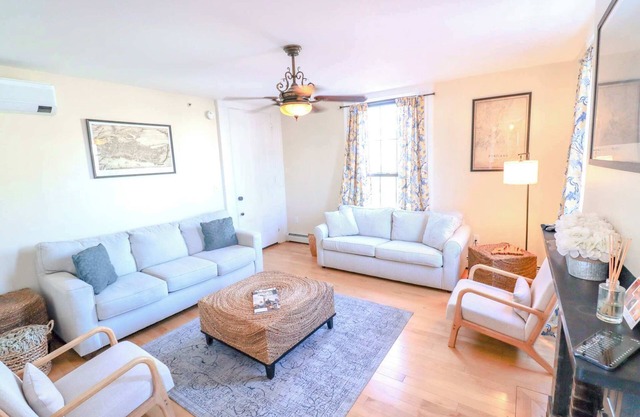Historic Brick Corner Apartment, off street parking